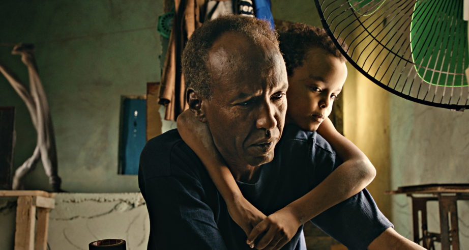 The Village Next to Paradise_Mo Harawe_1_© FreibeuterFilm